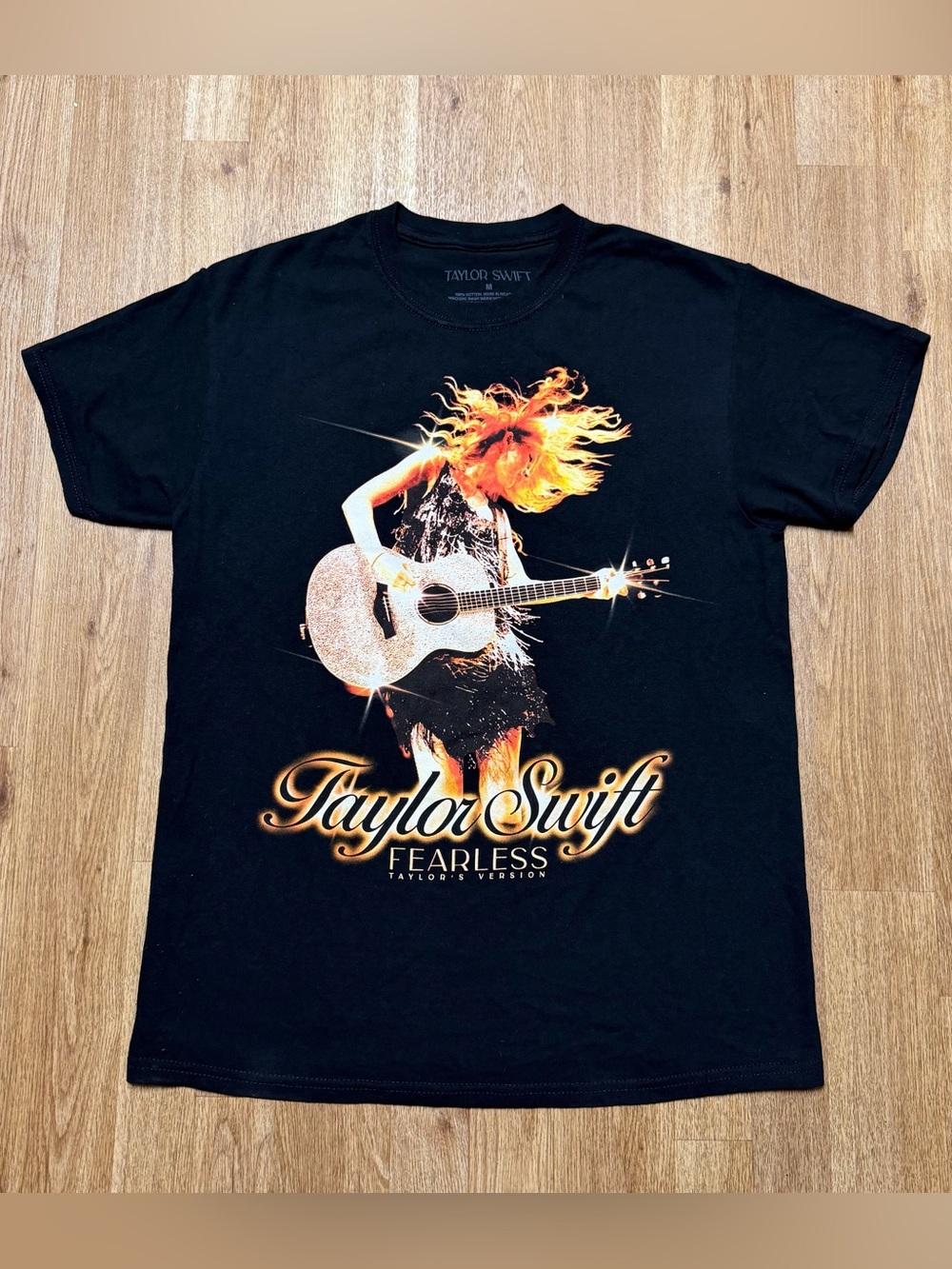 Taylor Swift Fearless Taylor’s Version Graphic T-Shirt With Tracklist Size Med